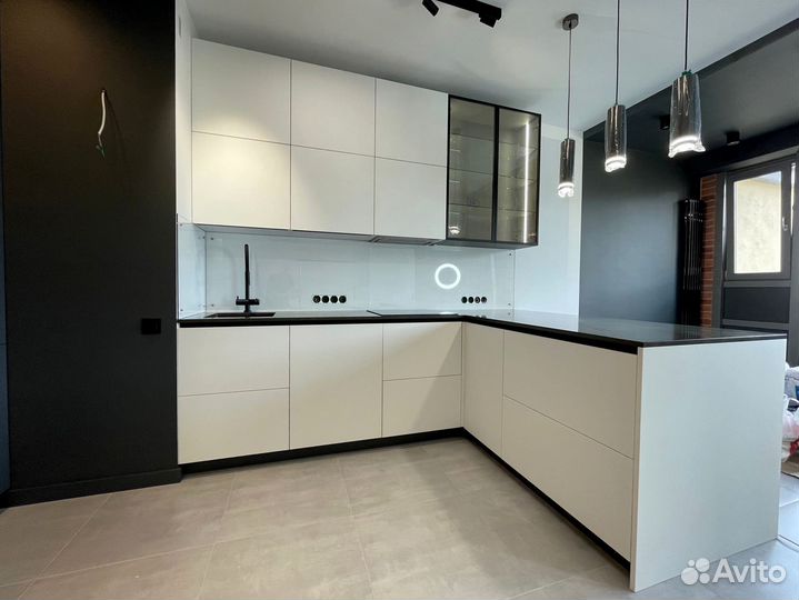 Кухня современная на заказ. Доставка и сборк