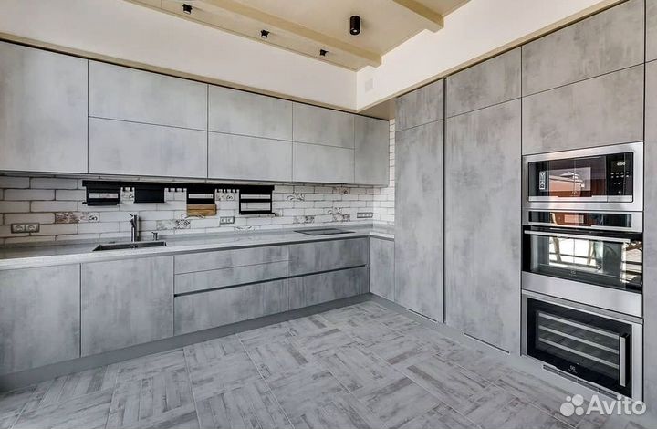 Кухонный гарнитур 