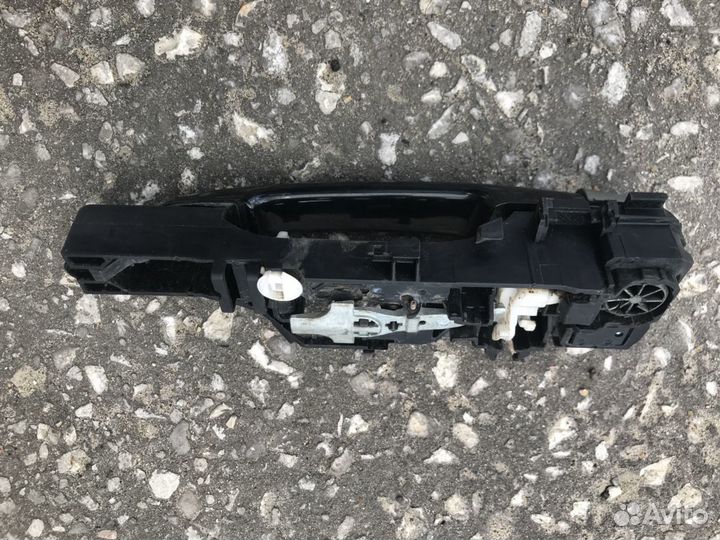 Рено Меган 2 дверная ручка