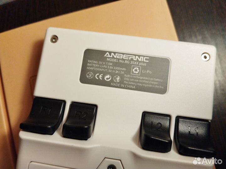Anbernic RG35xx Plus новая 64гб 3300мА