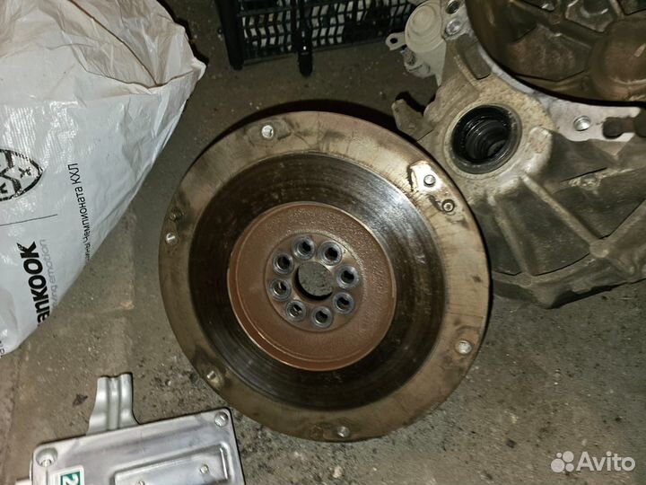 Робот toyota corolla е 150