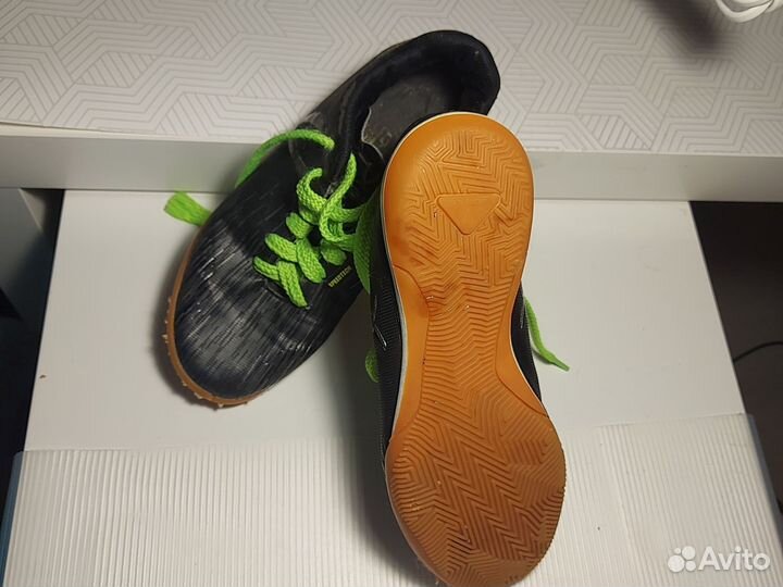 Футзалки 35 размер