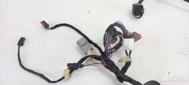 Проводка передней правой двери Ford Mondeo 4