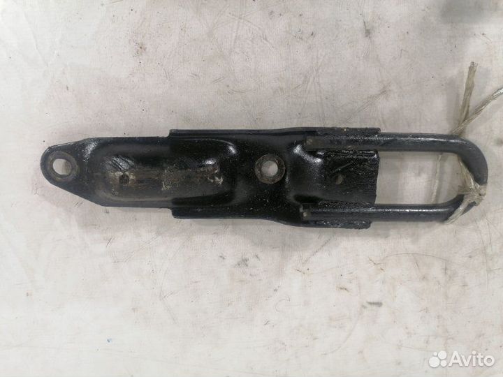 Крюк буксировочный Toyota Corolla EE103V 5EFE 1997