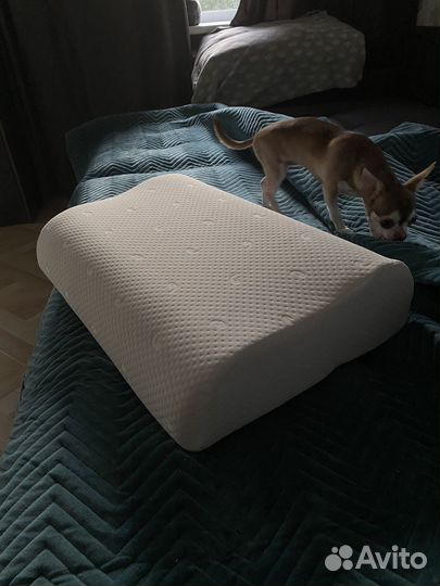 Отопедическая подушка с эффектом памяти