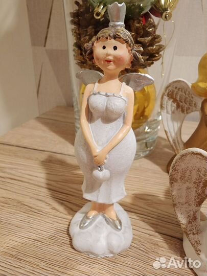 Статуэтка ангел