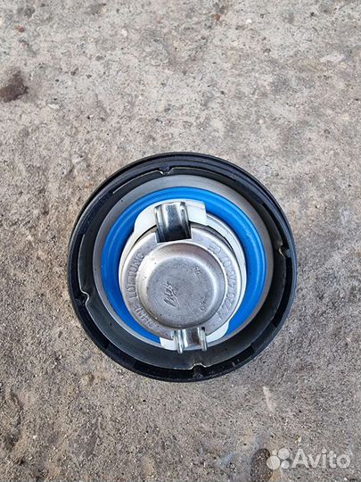 Крышка топливного бака Mercedes-Benz E-Класс W211