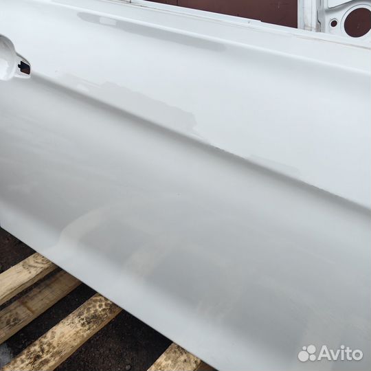 Передняя правая дверь BMW f30 f31 f35 f80 белая