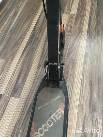 Продаю самокат Скутер