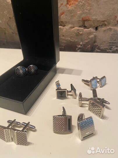 Продам набор запонок мужских