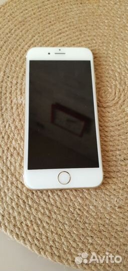 Телефон iPhone 6s 64 гб