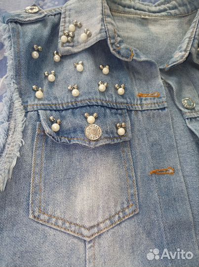 Джинсовая жилетка