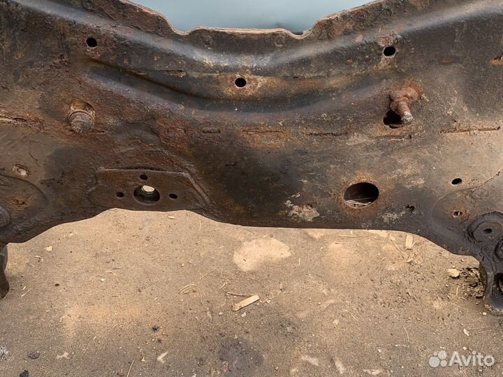 Mazda 3 bk подрамник передний