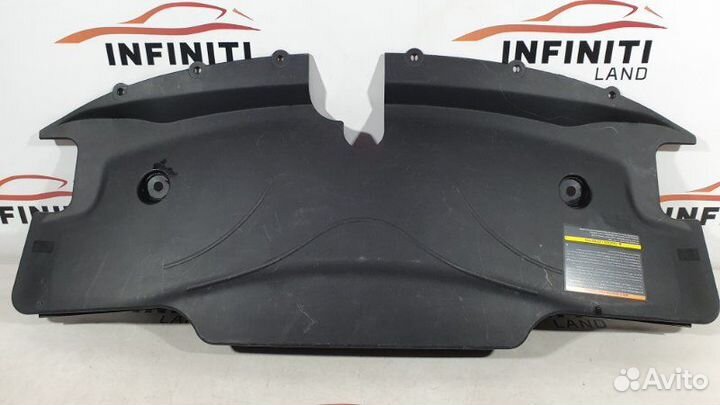 Воздуховод центральный над радиаторами Infiniti