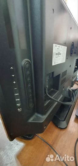 Телевизор LG 32LN541U LED