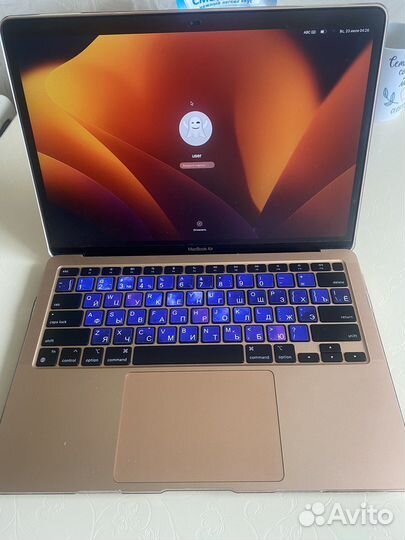 MacBook air 13 2020 m1 на гарантии