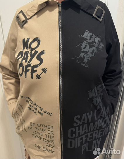 Куртка -ветровка