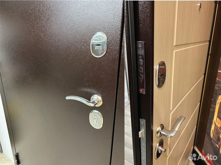 Входные металлические двери