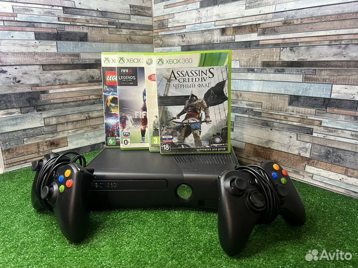 Xbox 360 Slim 250gb 2 джойстик