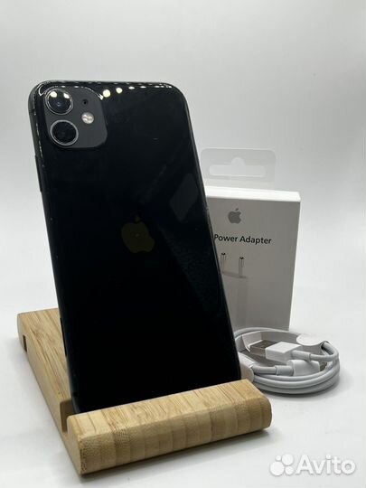iPhone 11, 64 ГБ