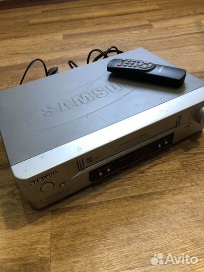 Видеомагнитофон samsung