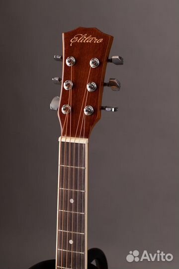 Электроакустическая гитара