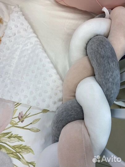 Постельное в детскую кроватку