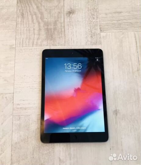 iPad mini 2 на 16 гб версия с WI-FI