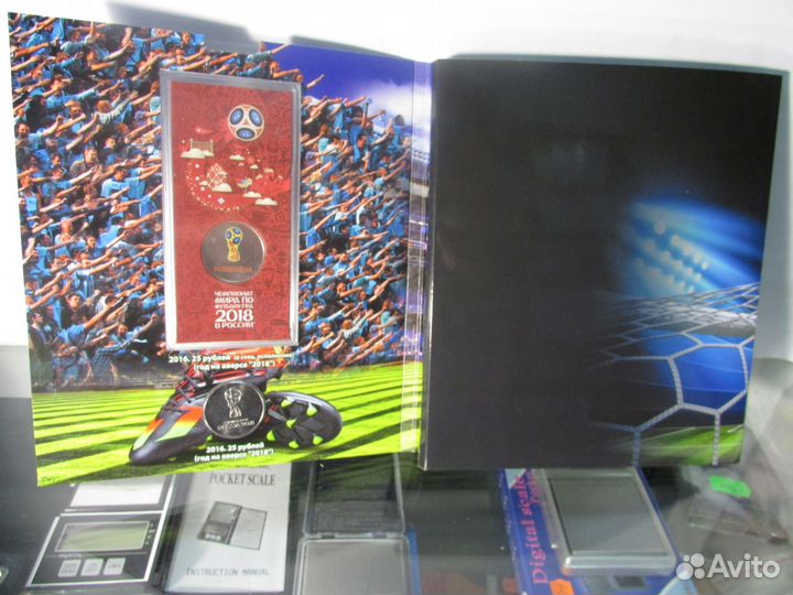 Альбом коррекс для монет футбол