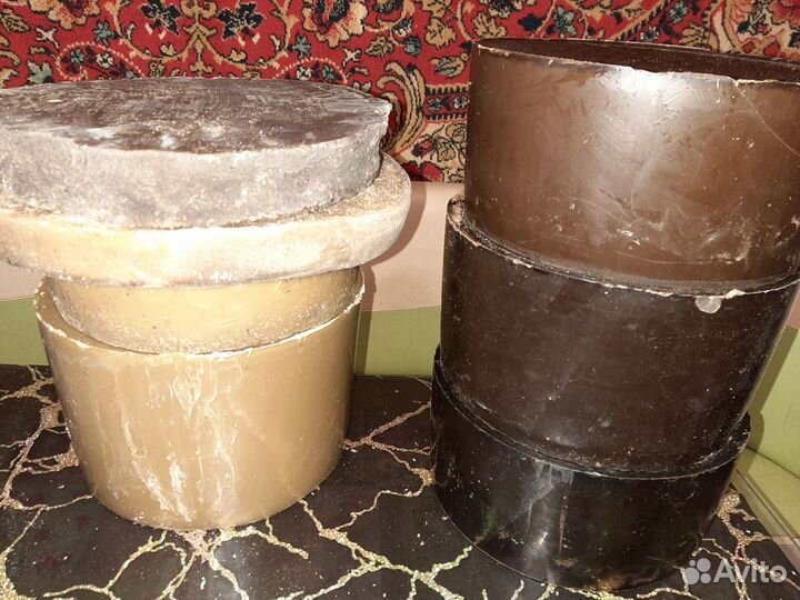 Воск пчелиный продам