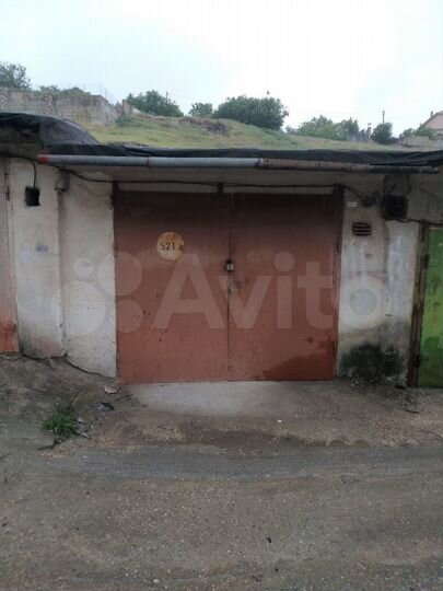 Гараж, > 30 м²