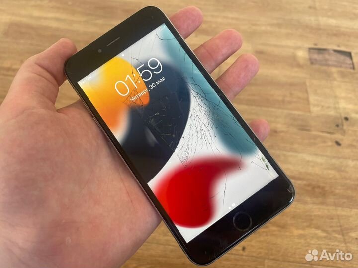 iPhone 6S Plus, 32 ГБ