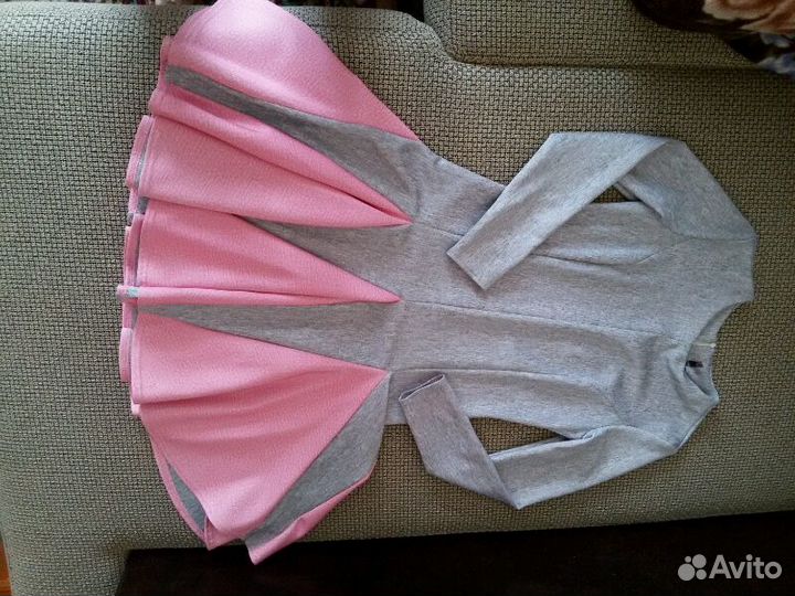 Новое платье размер 46. Жил городок