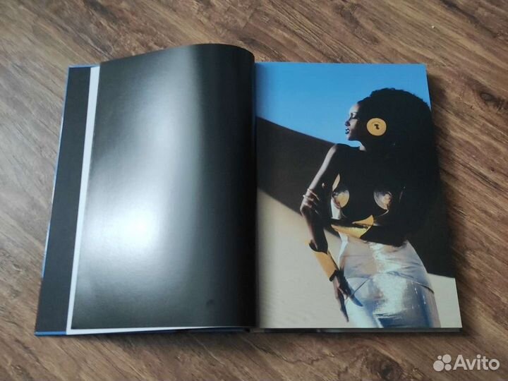 Книга Manfred Thierry Mugler Photographer