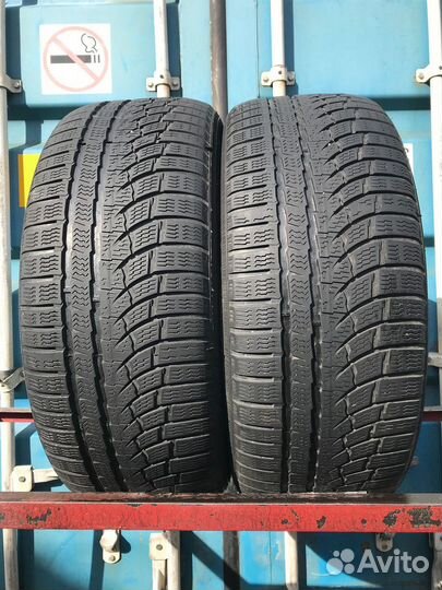 Nokian Tyres WR A4 235/50 R18