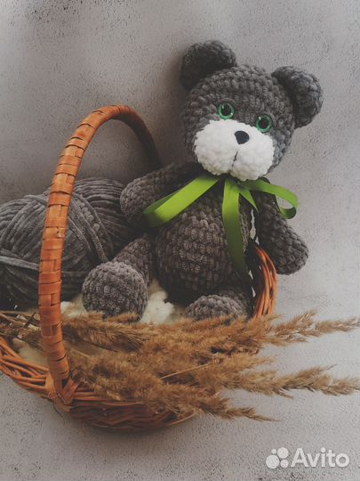 Плюшевый медведь