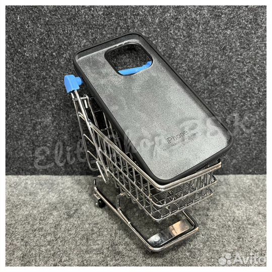 Чехол на iPhone 13 pro