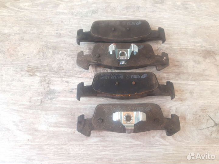 Тормозные колодки на рено логан 2
