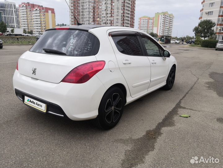 Peugeot 308 1.6 AT, 2011, 152 000 км