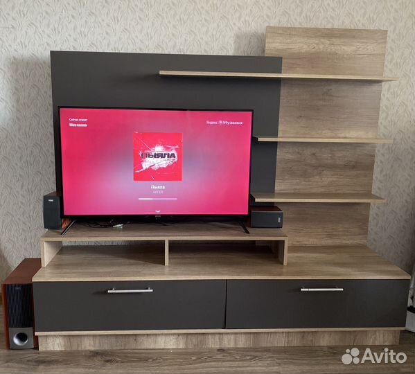 Стенка под телевизор