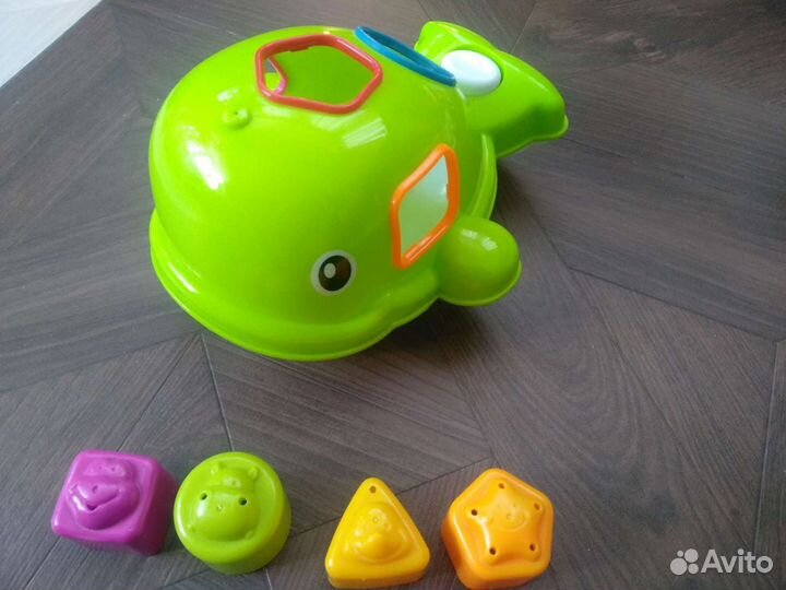 Кит-сортер и книжка для купания