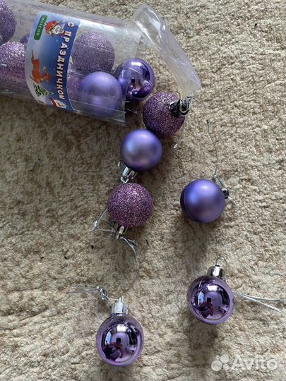 Новогодние игрушки