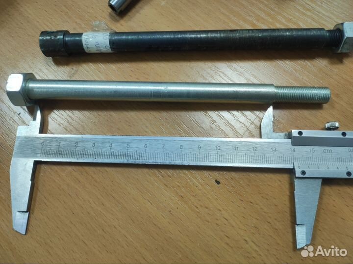 Ось колеса на мопед Карпаты/Верховина/Рига