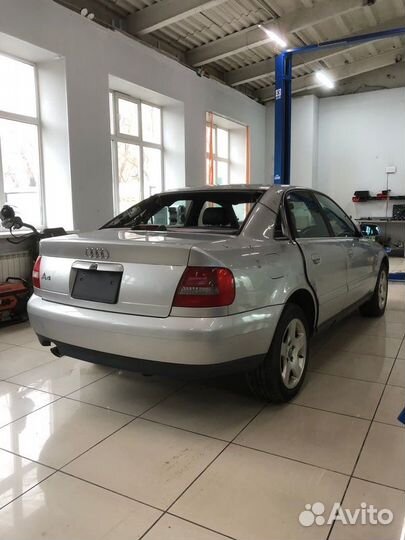 Кронштейн двигателя Audi A4 B5 APT 2000