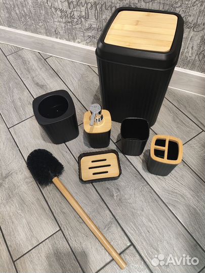 Набор аксессуаров для ванной