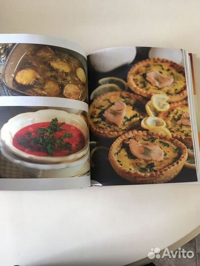 Книга Искусная хозяйка 365 лучших кулинарных рец