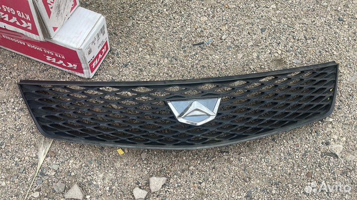 Решетка радиатора