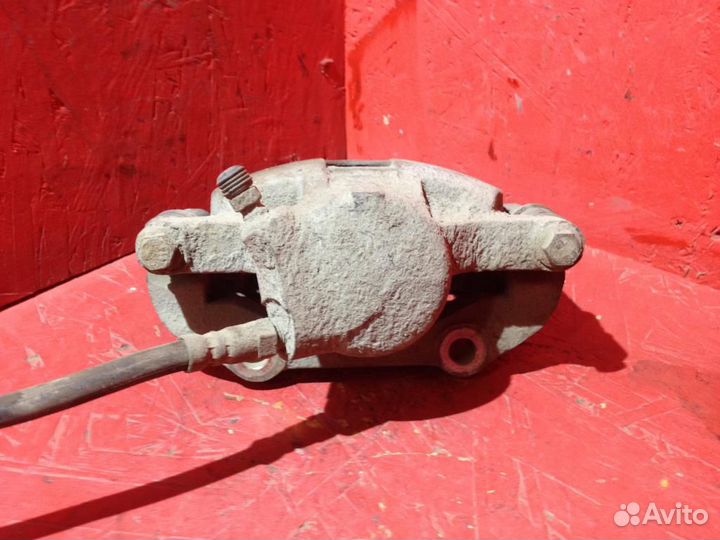 Суппорт передний левый Чери Амулет (A15) 06