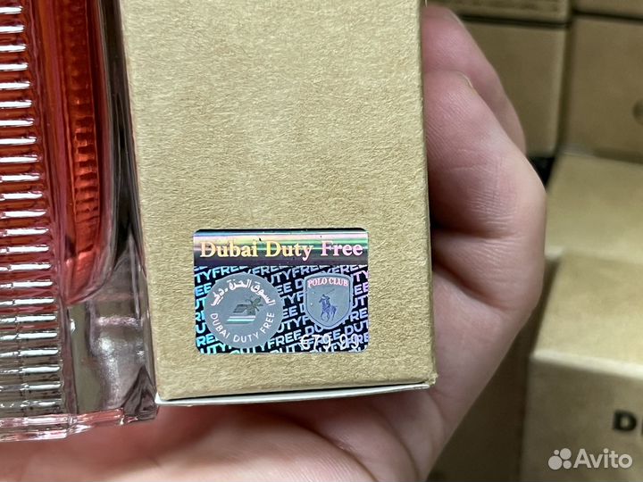 Cherry in the air escada