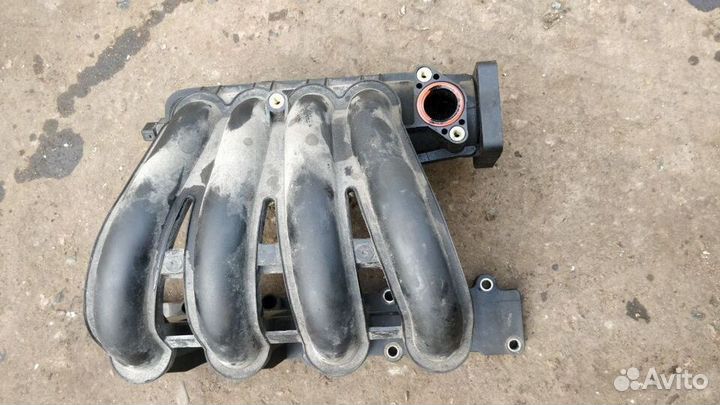 Впускной коллектор Aveo Авео Т200 Т250 1,2 B12S1